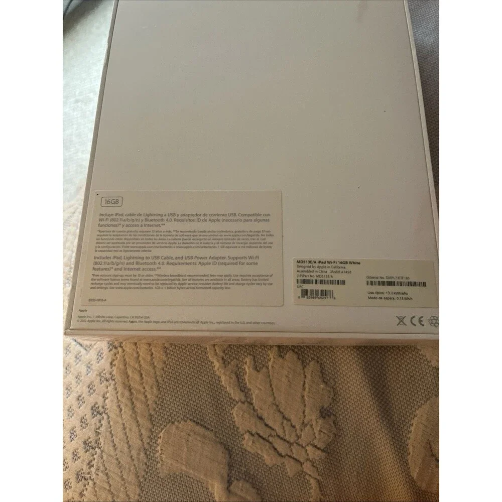 Factory Sealed Apple iPad 4th Gen A1458 16GB Wi-Fi White MD513LL/A NEW